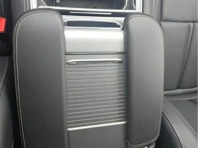 New 2026 High Gloss Black Exterior Paint Jeep Limited Altitude image 18