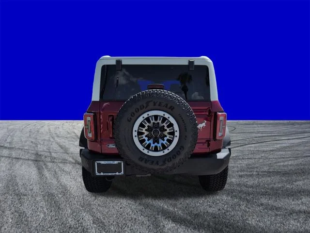 New 2026 Ruby Red Metallic Tinted Clearcoat Ford Outer Banks® image 5