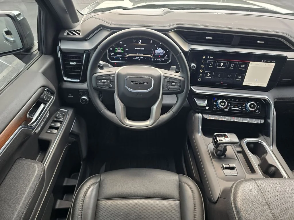 Used 2025 Sterling Metallic GMC Denali image 15