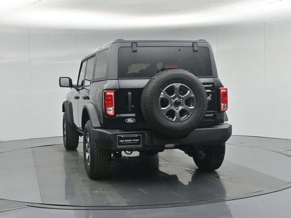 New 2026 Shadow Black Ford Big Bend image 26