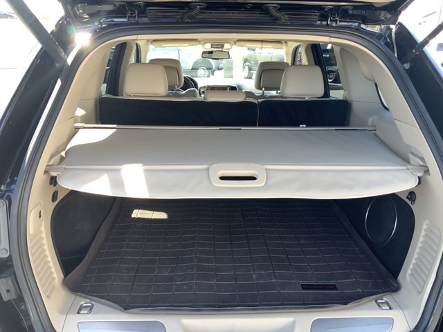 Used 2015 Brilliant Black Crystal Pearlcoat Jeep Limited image 7