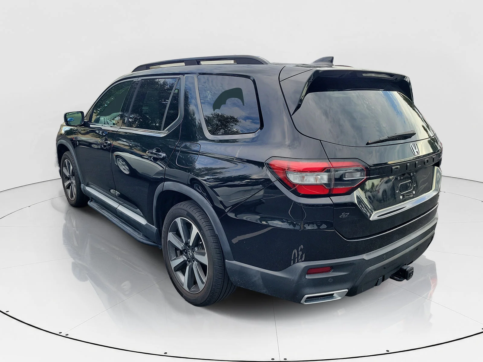 Used 2023  Honda Touring image 5