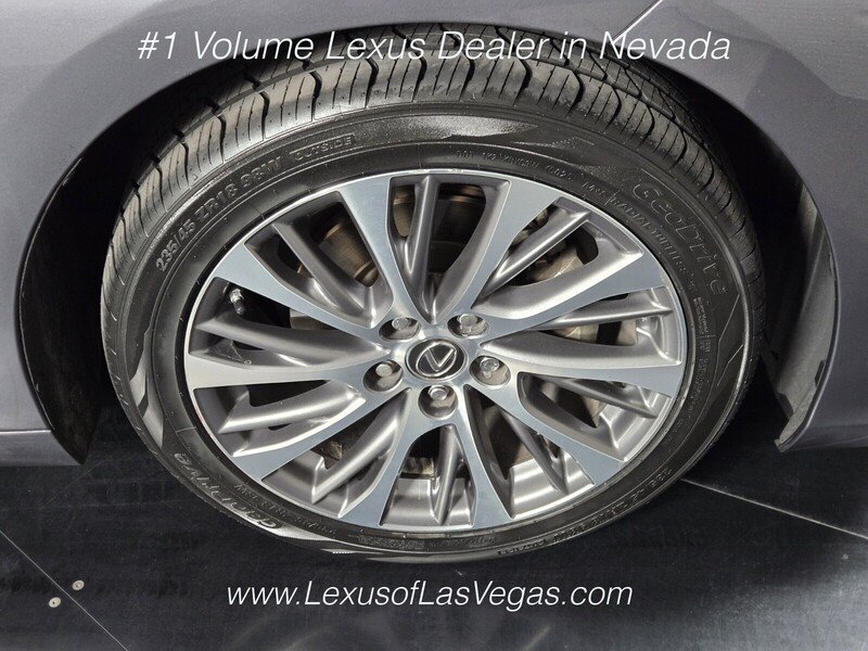 Used 2020 Gray Pearl Lexus 300h image 9