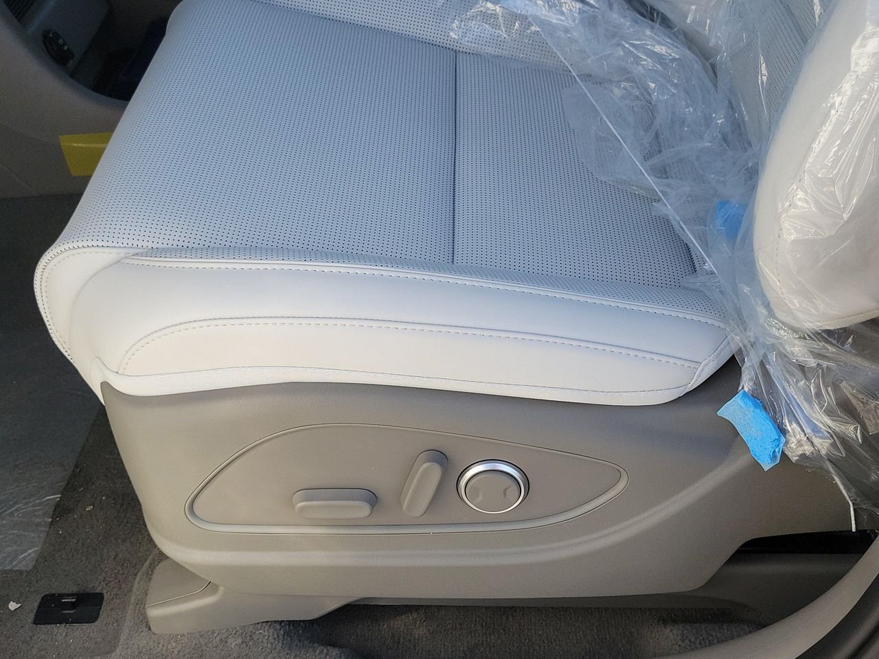 New 2026 Creamy White Pearl Hyundai SEL FWD image 14