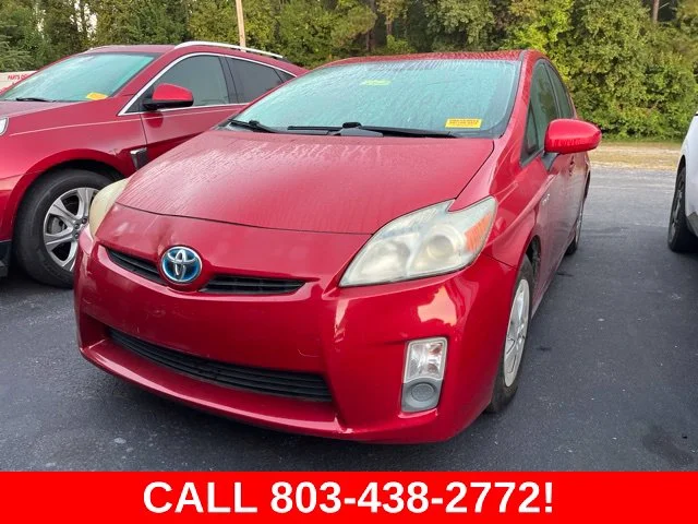 Used 2010  Toyota V image 1