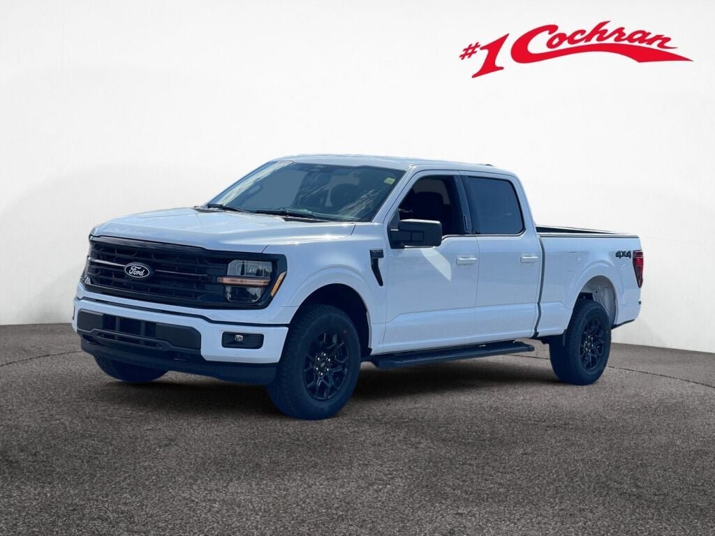 New 2026 Oxford White Ford XLT image 3