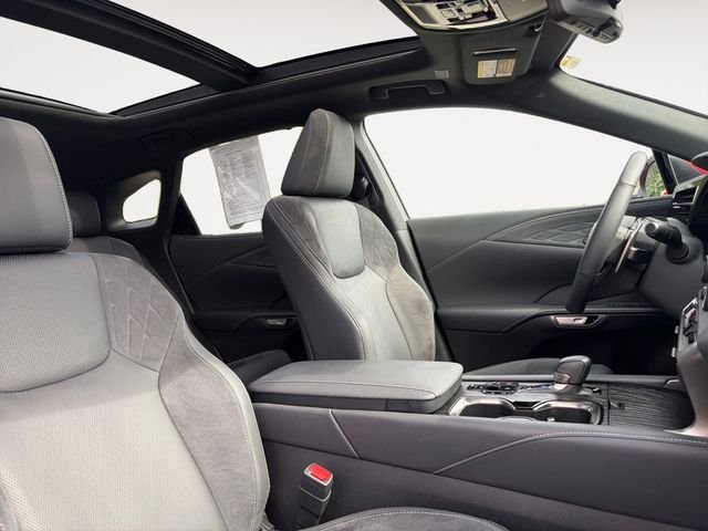 Used 2024 Red Lexus 350 Luxury image 12