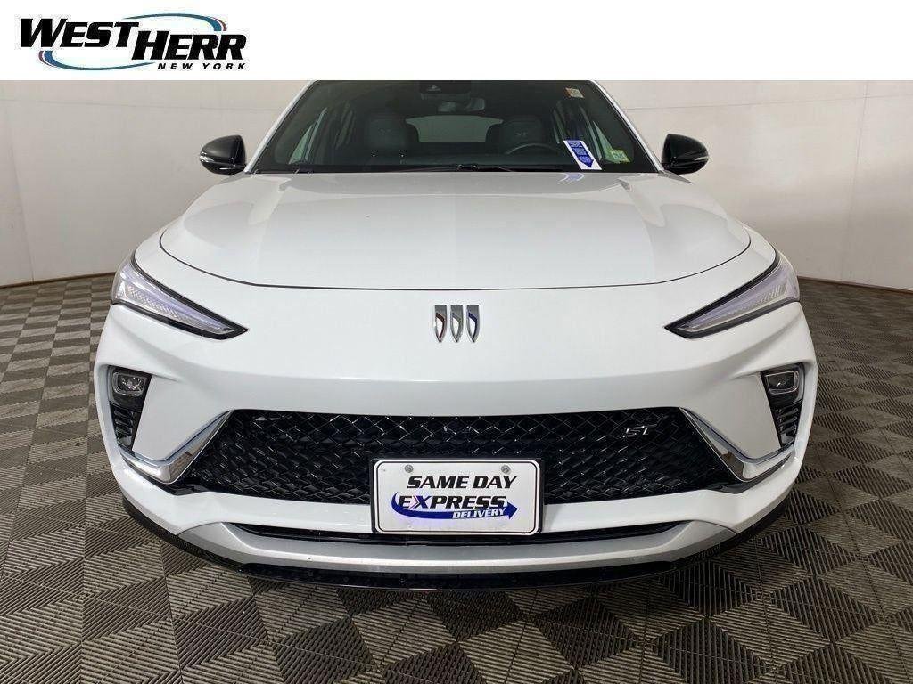 Used 2025 Summit White Buick Sport Touring FWD image 25