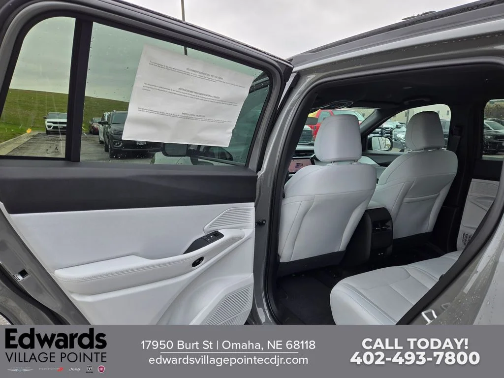 New 2026 Sting-Gray Clearcoat Jeep Laredo image 24