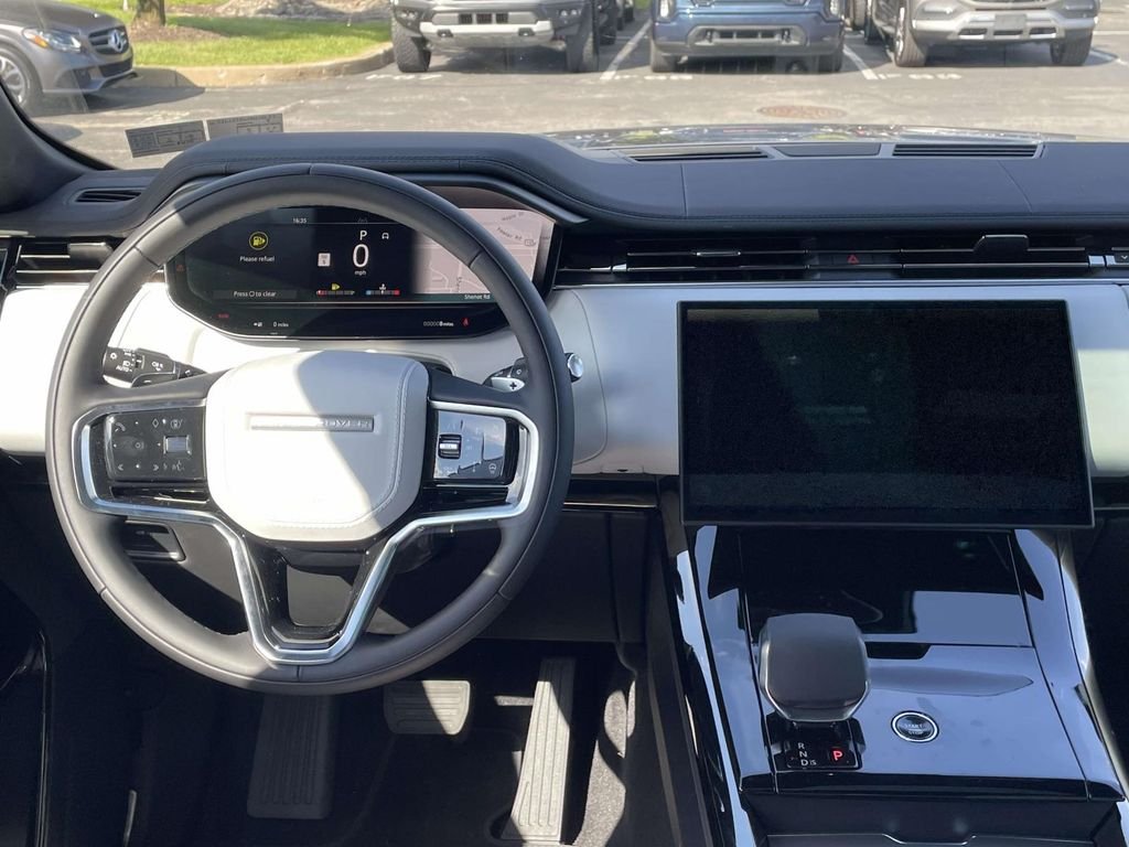 New 2027 Varesine Blue Land Rover SE image 22