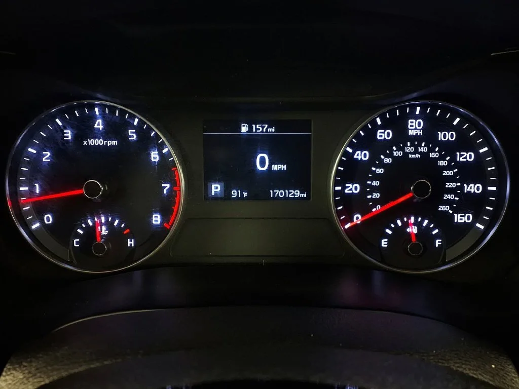Used 2021 Black Kia EX image 18