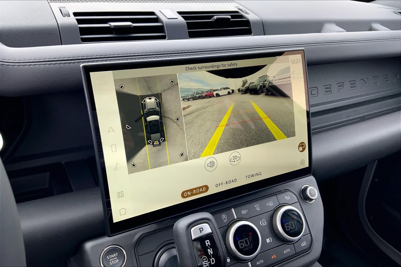 New 2026 Borasco Grey Land Rover X-Dynamic SE image 16