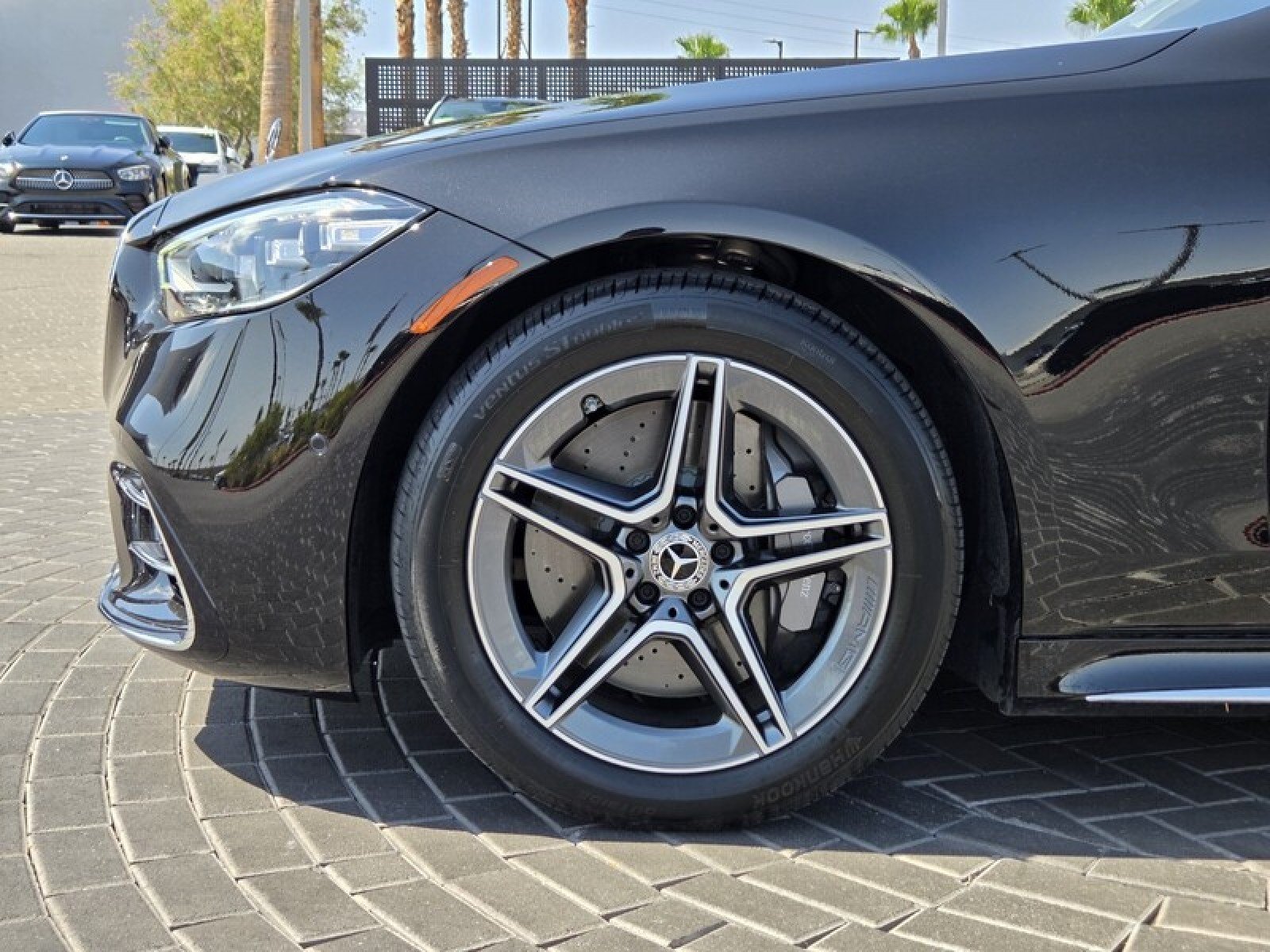 Certified Used 2025 Obsidian Black Metallic Mercedes-Benz S 500 image 12