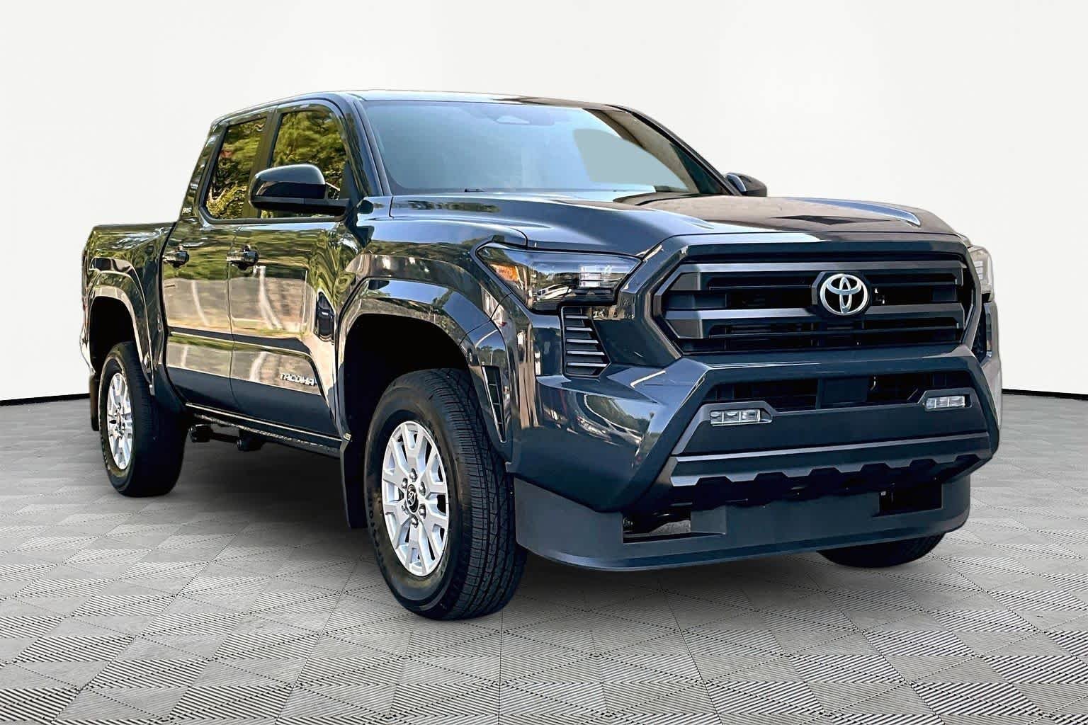 Used 2026 Underground Toyota SR5 image 2