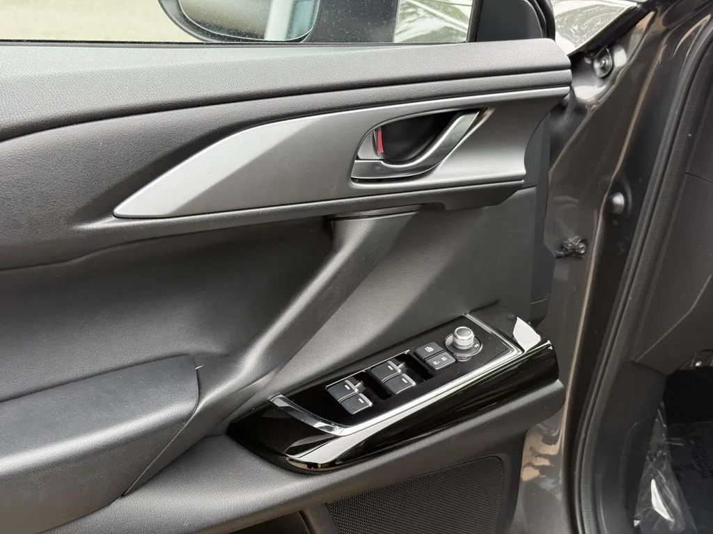 Used 2023 Gray Mazda Touring image 33