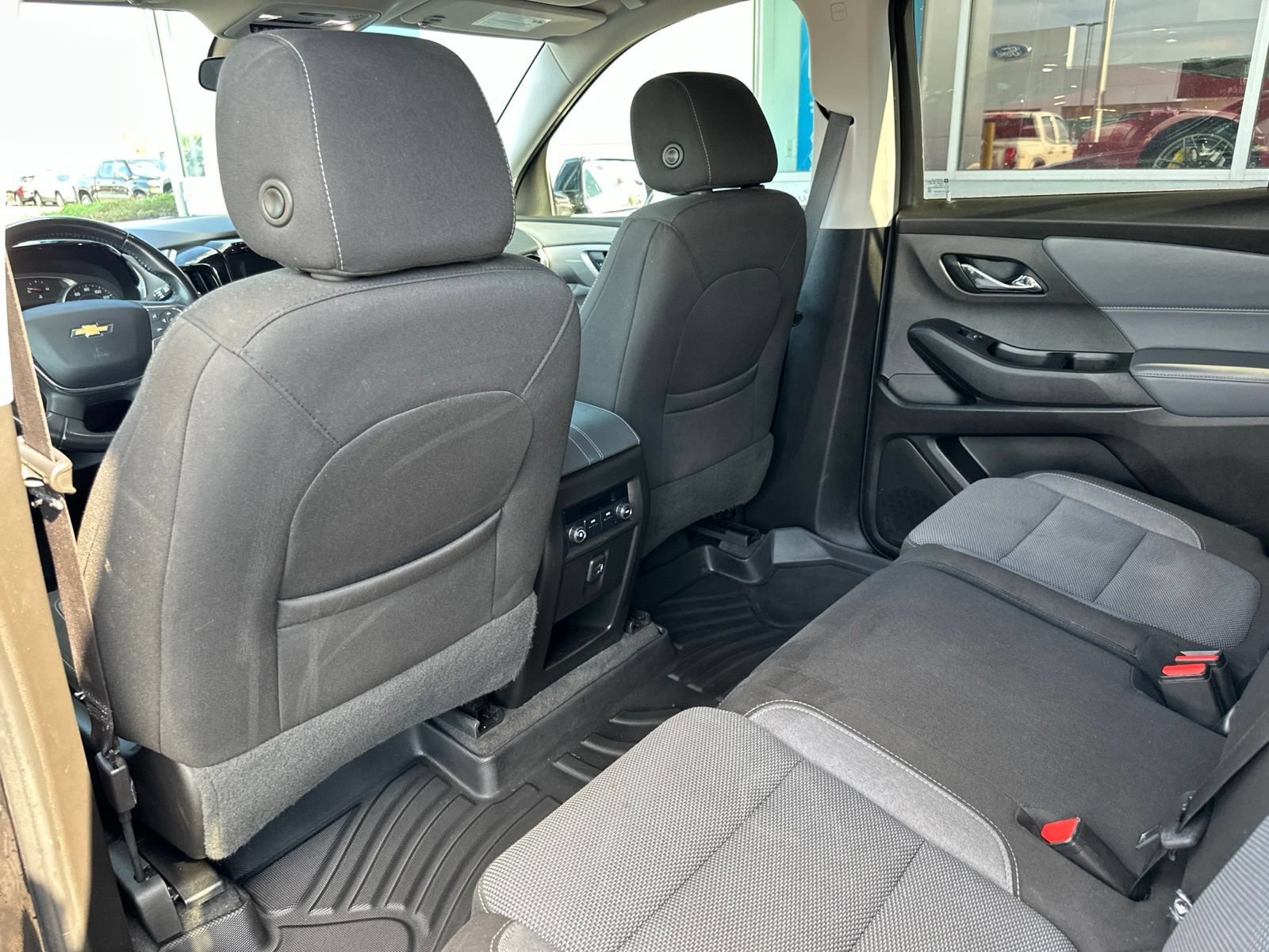 Used 2019 MOSAIC BLACK METALLIC Chevrolet LT Cloth image 17