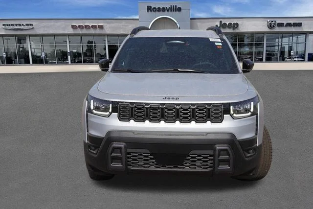 New 2026 Silver Zynith Clear-Coat Exterior Paint Jeep Limited image 8