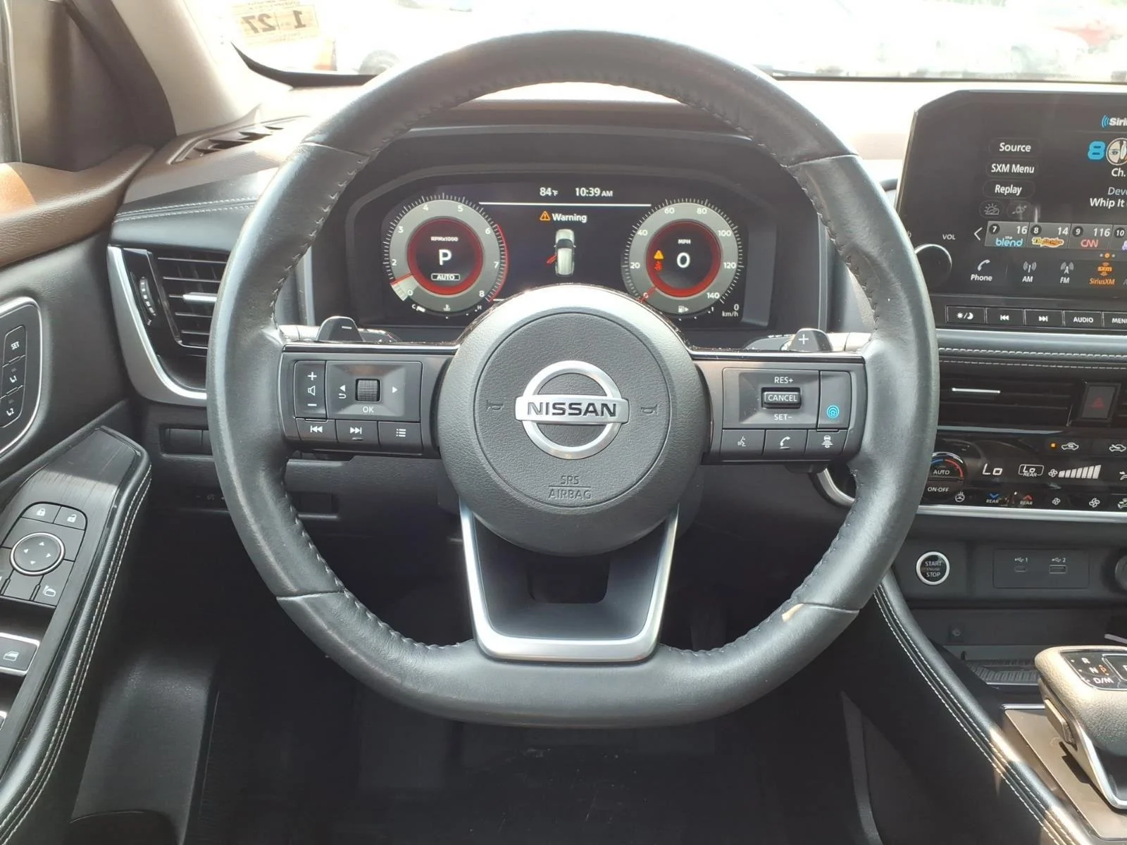 Used 2021 Pearl White Tricoat Nissan Platinum image 12
