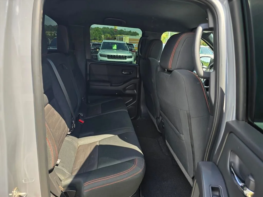 Used 2022 Gray Nissan PRO-X image 11