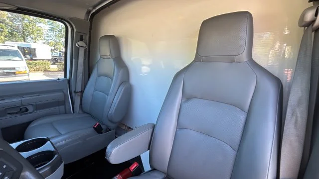 Used 2023 White Ford Base image 24