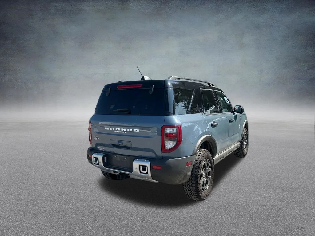 Used 2025 Gray Ford Outer Banks image 36