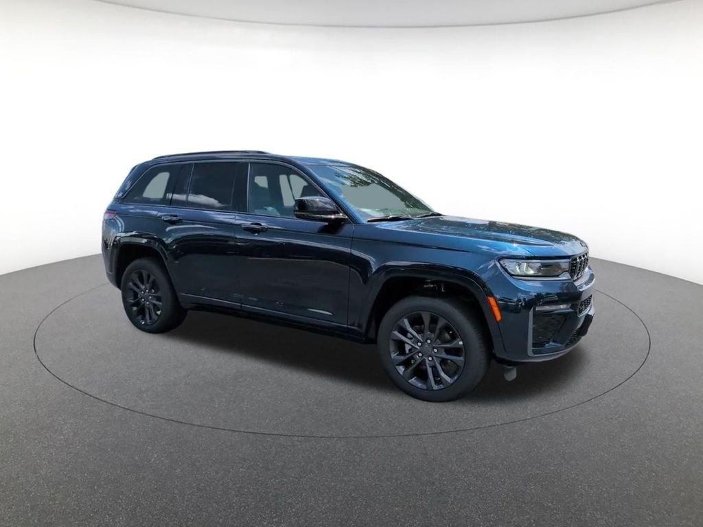 New 2026 Fathom Blue Pearl-Coat Exterior Paint Jeep Limited Reserve image 3