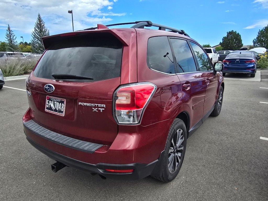 Used 2018 Venetian Red Pearl Subaru Premium image 16