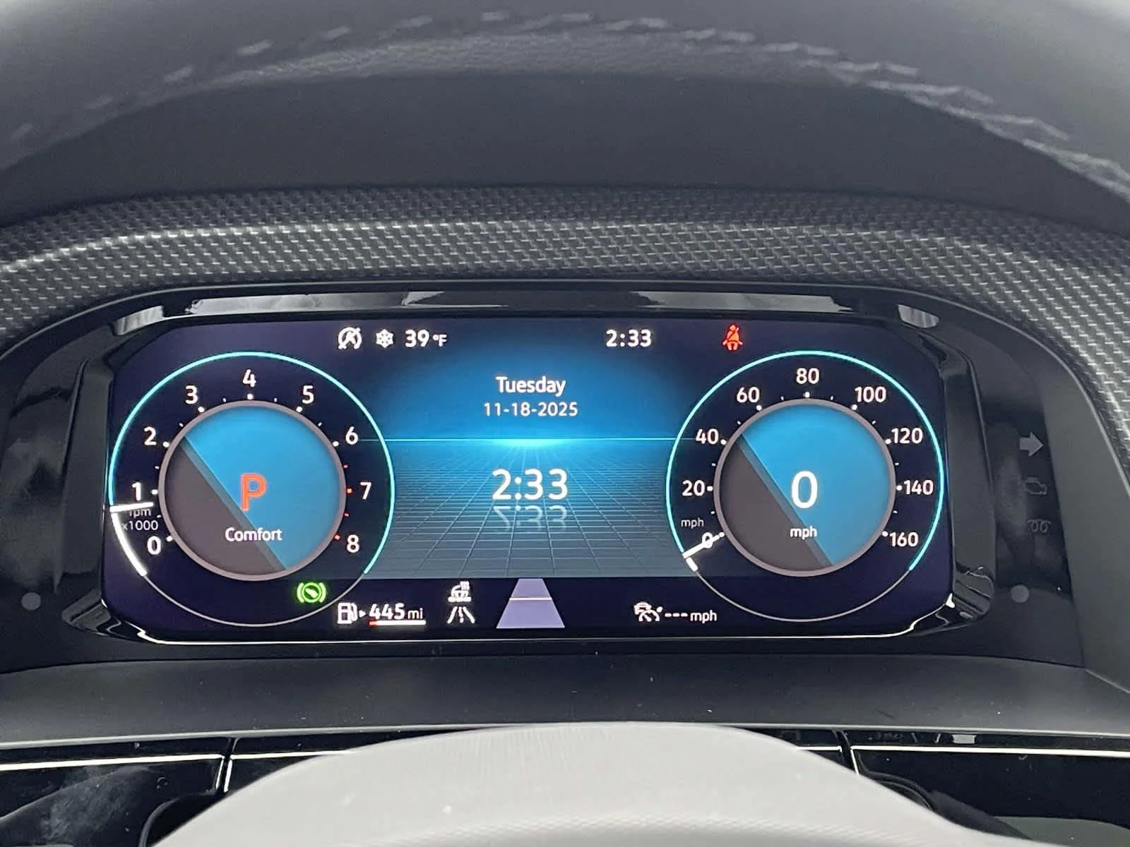 New 2026 Q3Q3/Silver Volkswagen 2.0T SEL Premium R-Line image 36