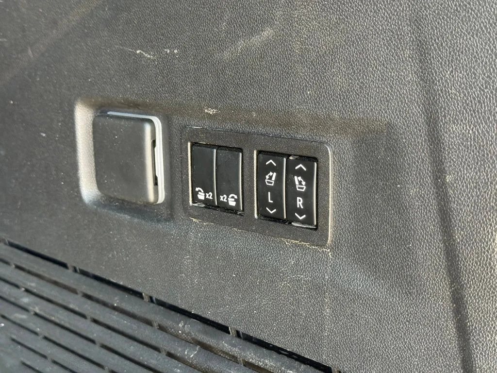 Used 2023 Beige Chevrolet Premier image 30