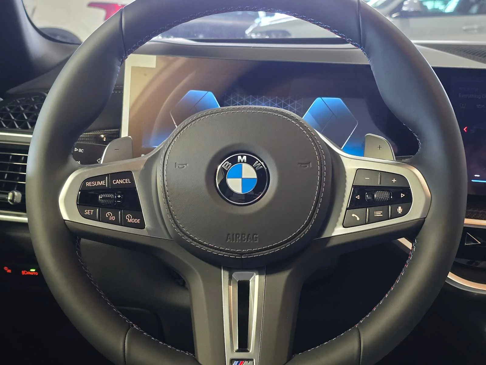 New 2026 Skyscraper Grey Metallic BMW M60i image 11