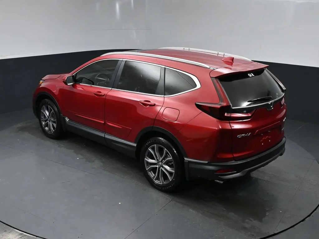 Certified Used 2022 Red Honda Touring image 9