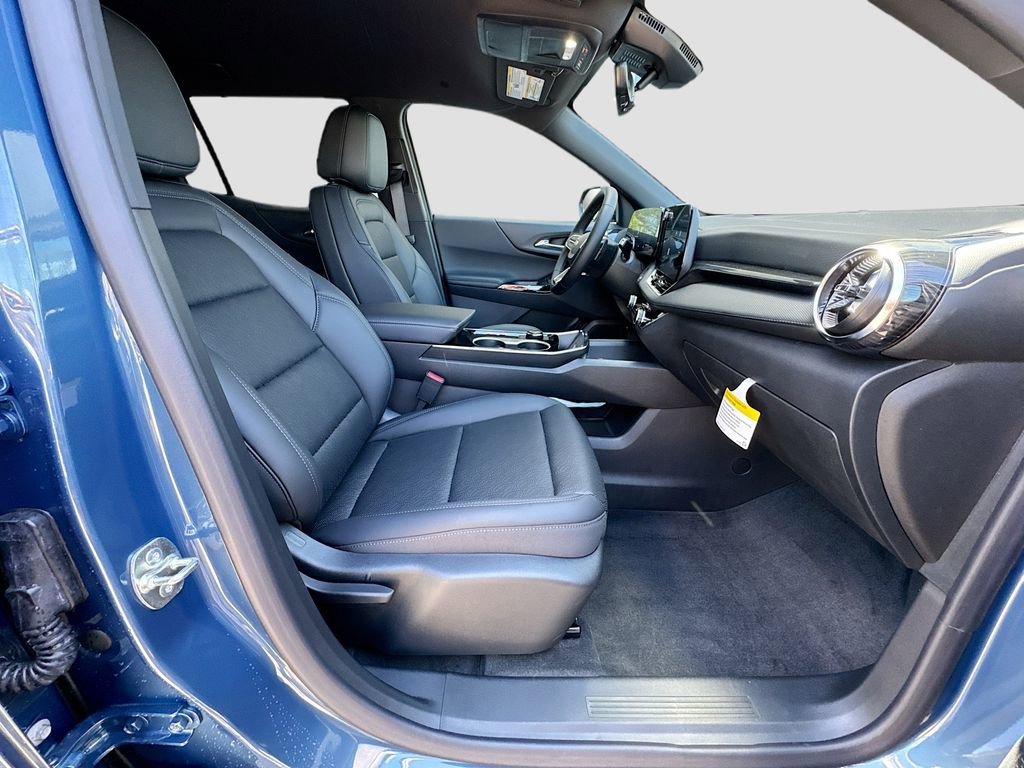 2026 Chevrolet Equinox LT - Photo 31