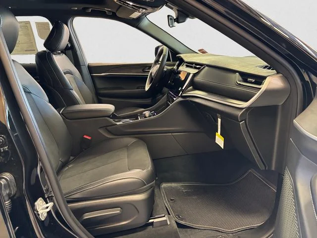 New 2026 Black Jeep Altitude image 16