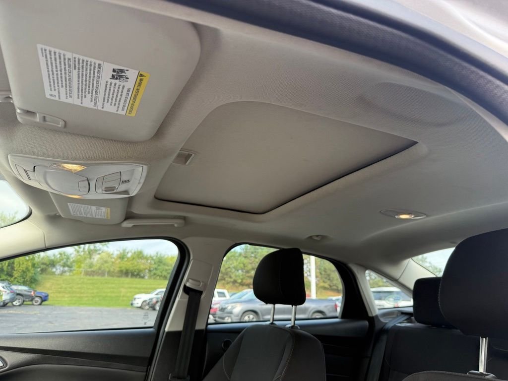 Used 2018 Silver Ford SEL image 8