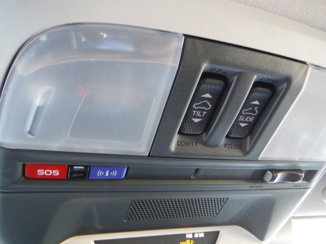 New 2026 ICE SILVER METALLIC Subaru Limited Hybrid image 31