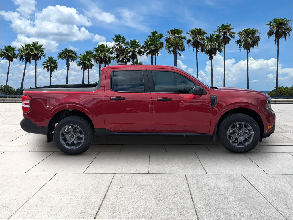 New 2026 Ruby Red Metallic Tinted Clearcoat Ford XLT image 8