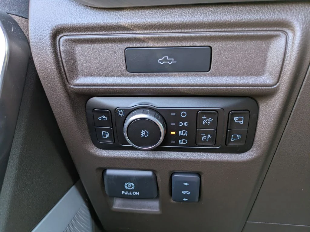 New 2026 Antimatter Blue Metallic Ford King Ranch image 31