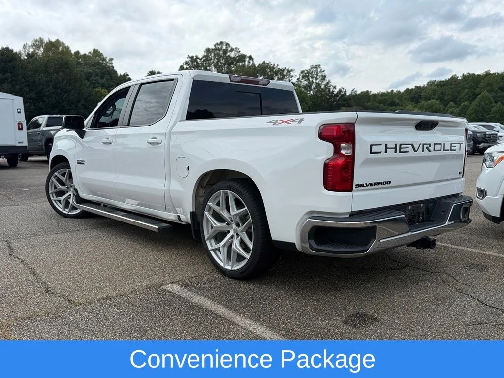 Used 2024 White Chevrolet LT image 9