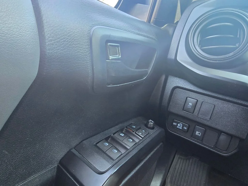 Certified Used 2020 Black Toyota SR image 19