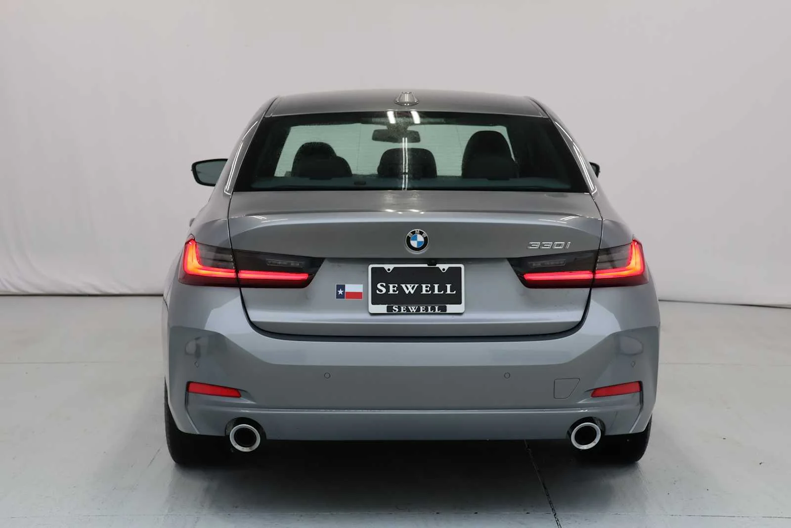 Certified Used 2025 Skyscraper Grey Metallic BMW 330i image 6