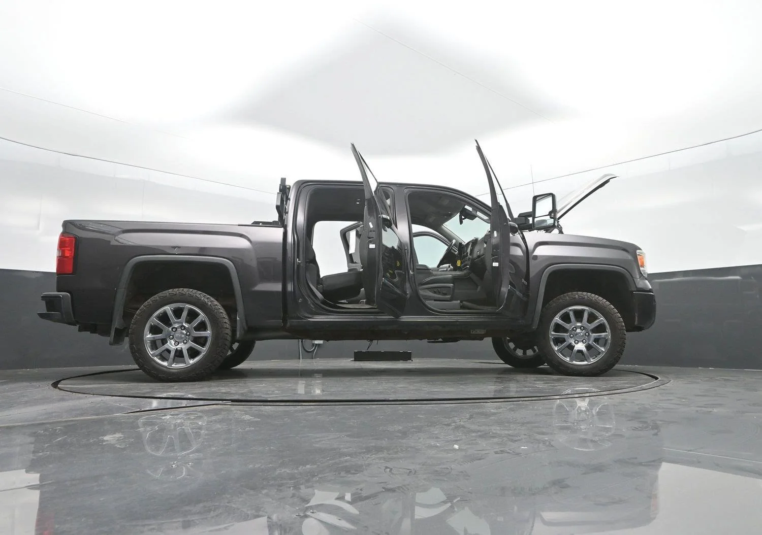 Used 2014 Iridium Metallic GMC Denali image 48