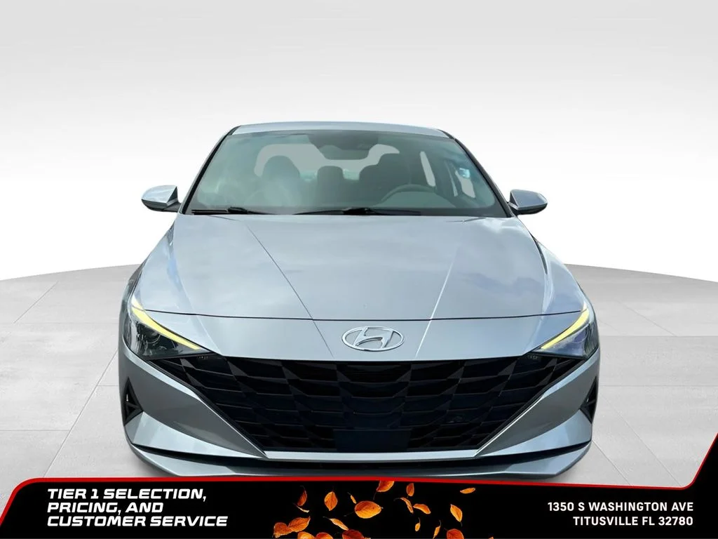 Used 2021 Silver Hyundai SEL image 11