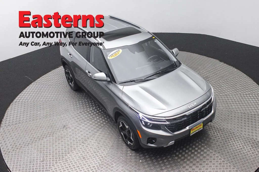 Used 2024 Gray Kia EX image 3