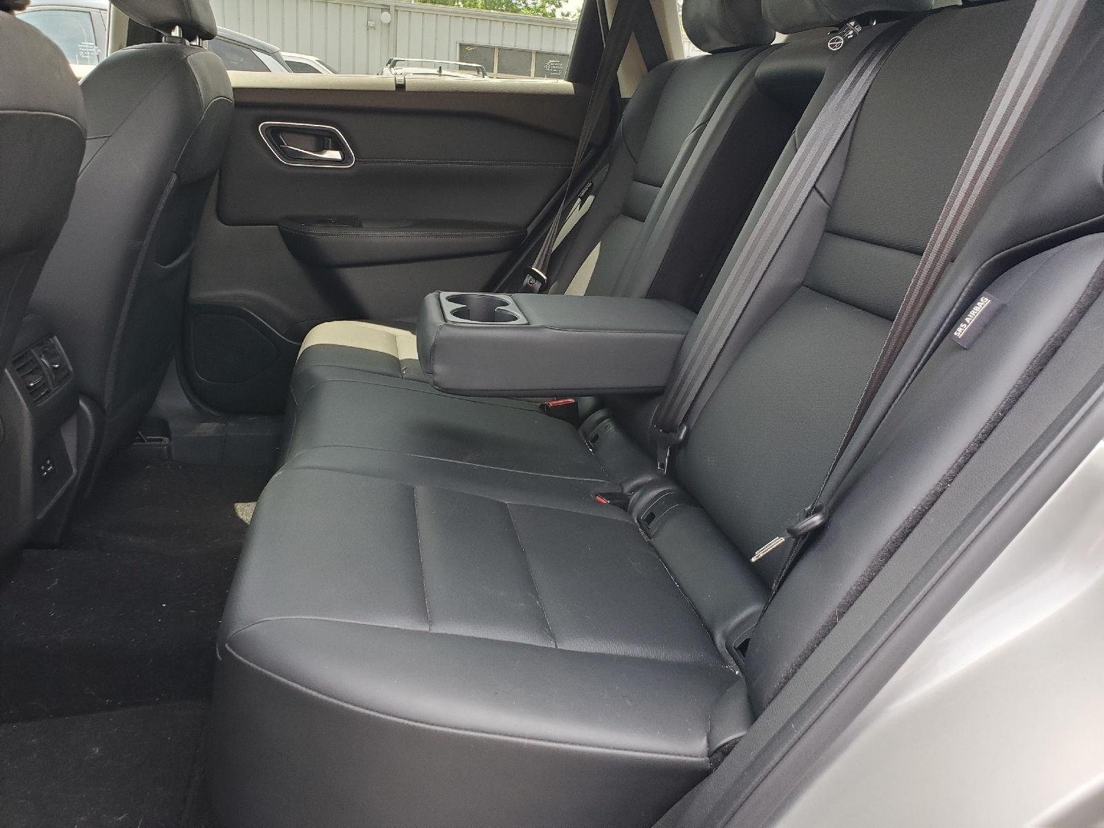 Used 2021 Brilliant Silver Metallic Nissan SV image 6