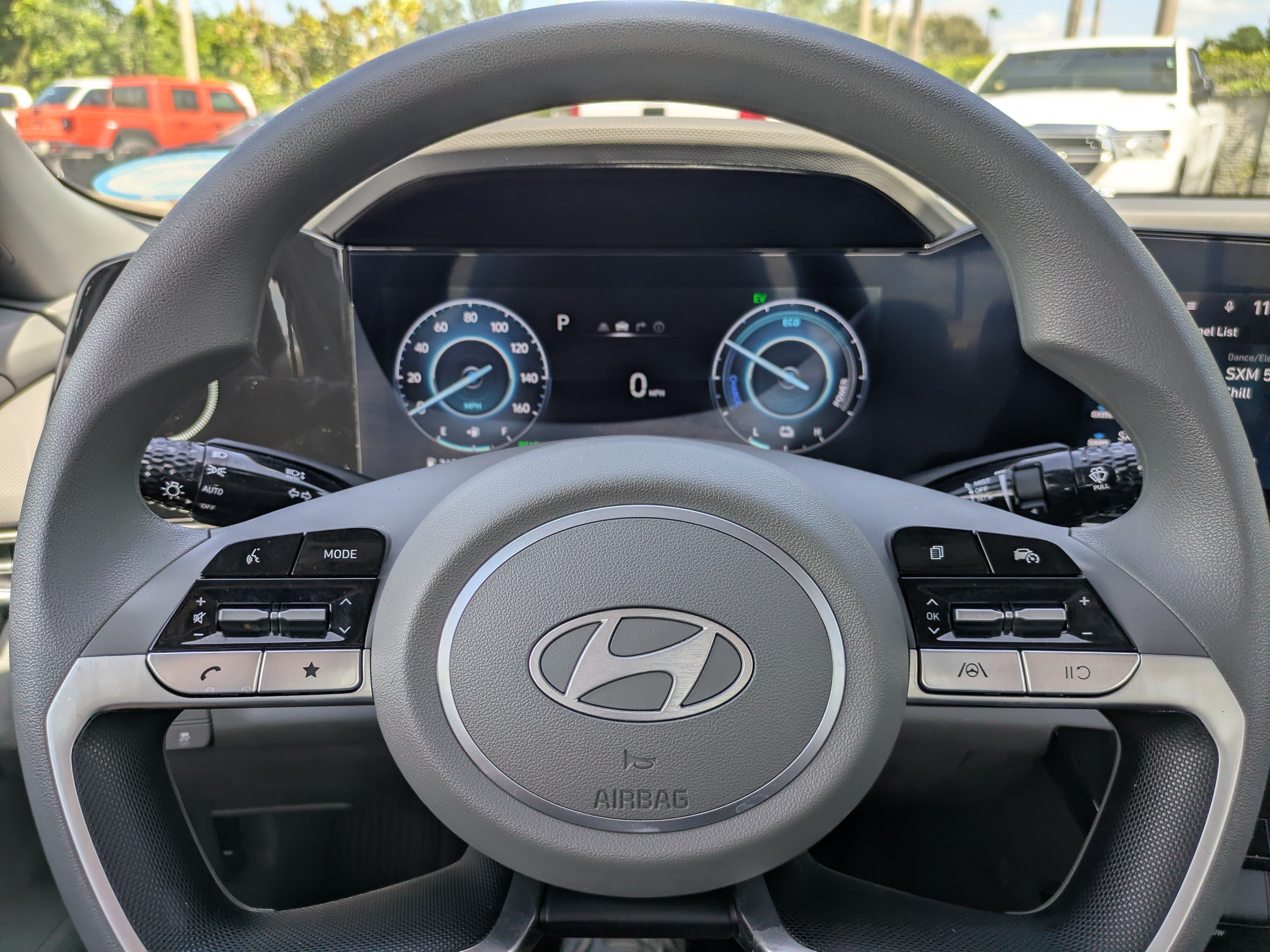 2024 Hyundai Elantra Blue - Photo 24