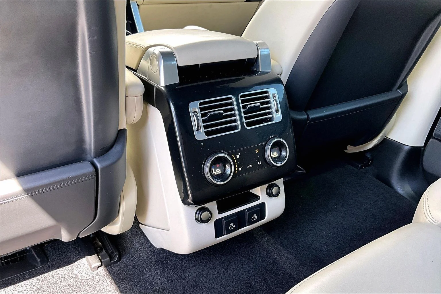Certified Used 2022 Gray Land Rover Westminster image 34