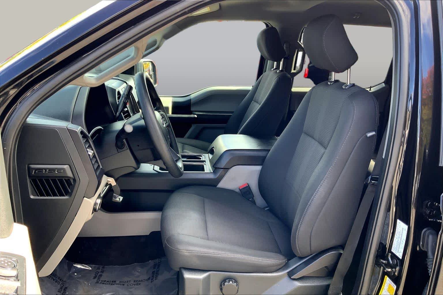 Used 2020 Agate Black Metallic Ford XL image 9