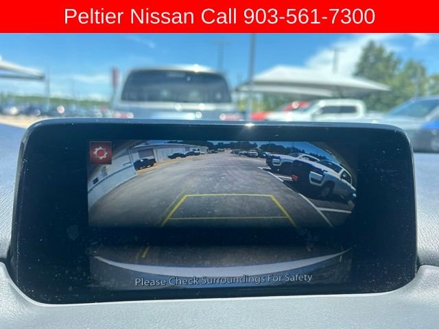 Used 2017 White Mazda Grand Select image 11