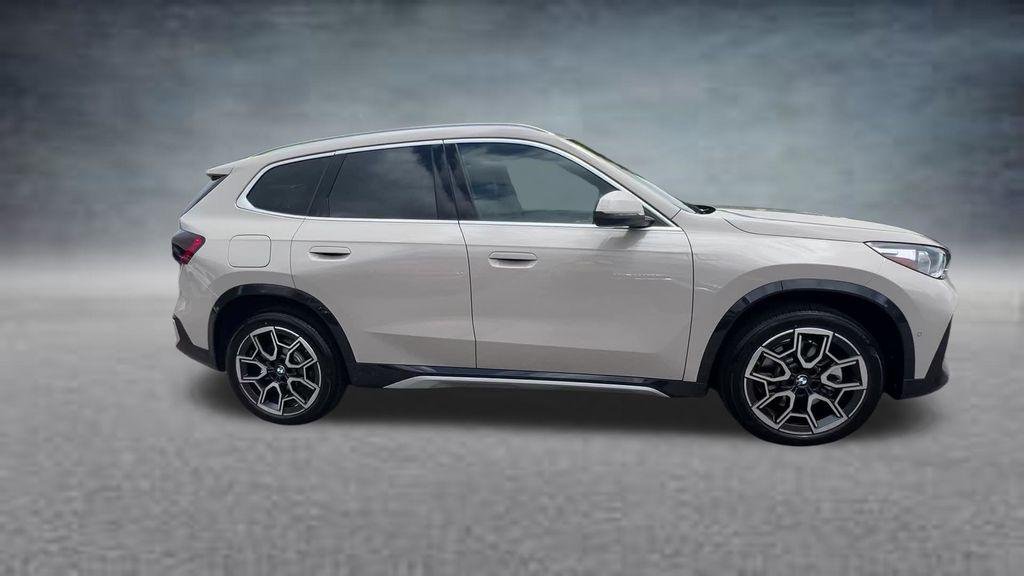 New 2026 Dune Grey Metallic BMW xDrive28i image 12