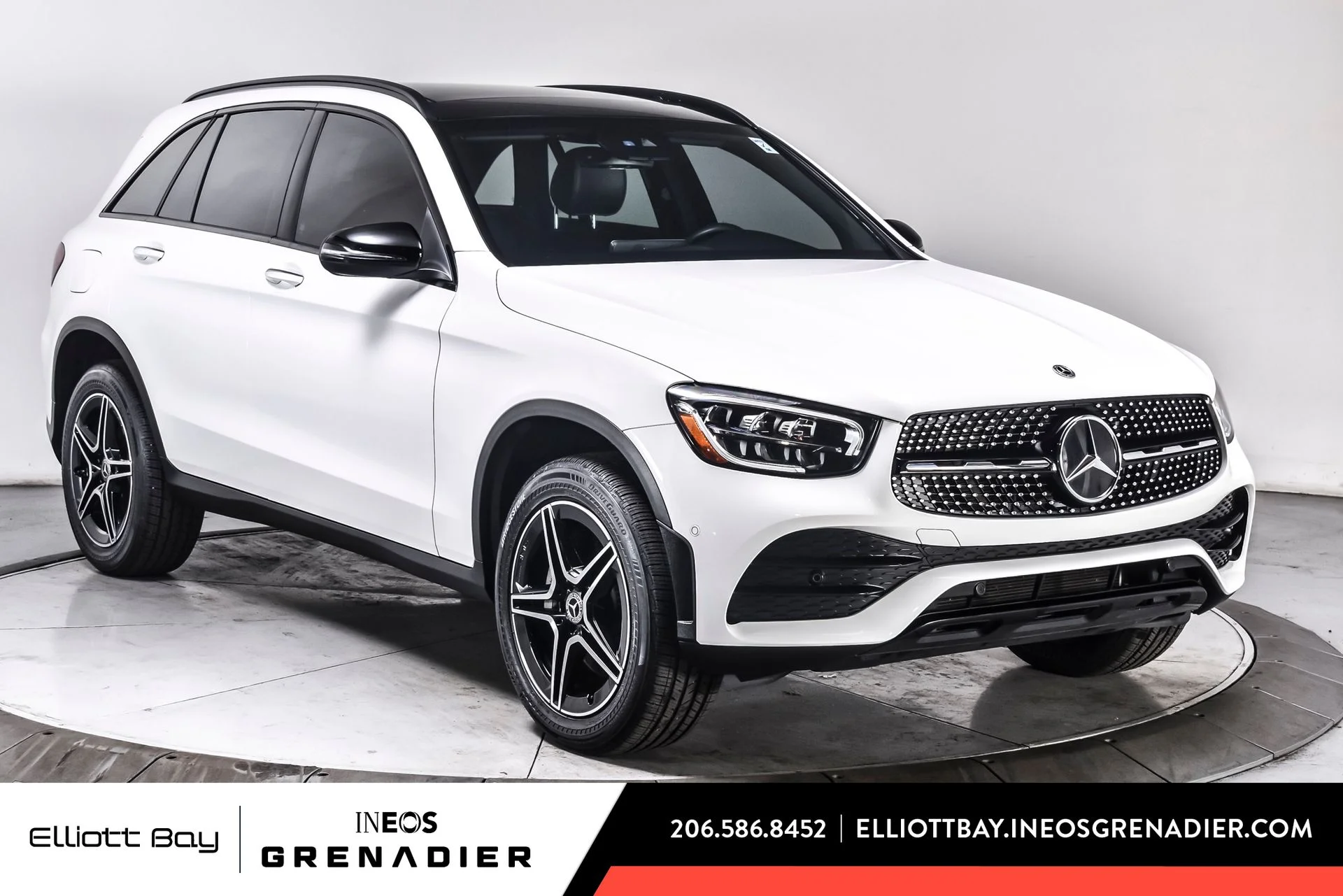 Used 2022 Polar White Mercedes-Benz GLC 300 image 1
